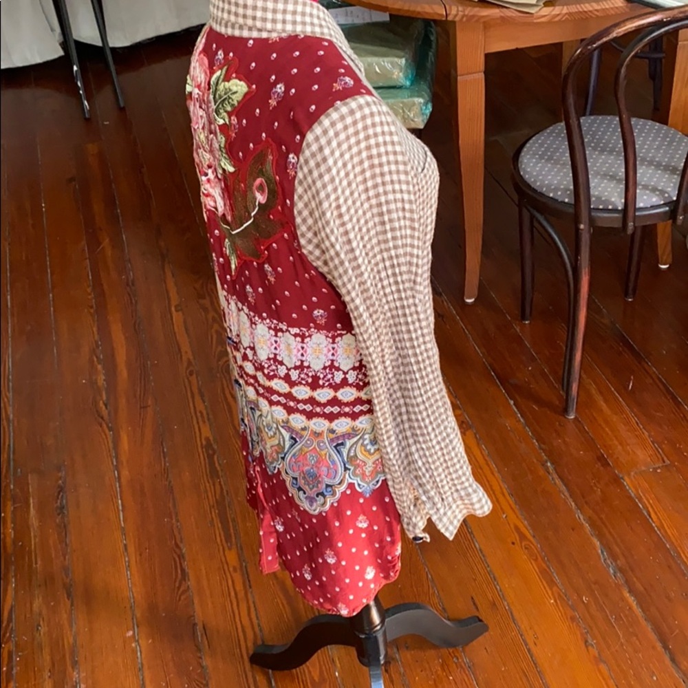 Low/High Button Up - image 4